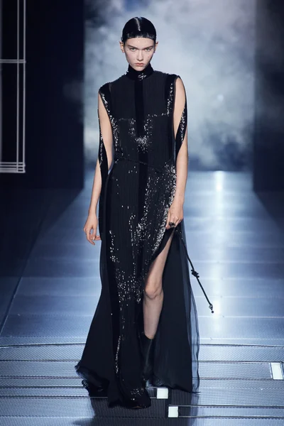Look 1